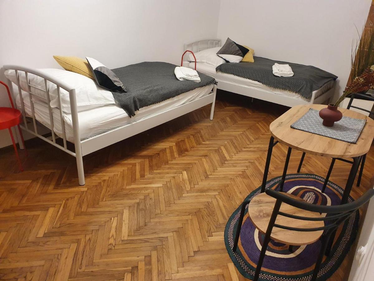 Moti Apartments — Photos 1